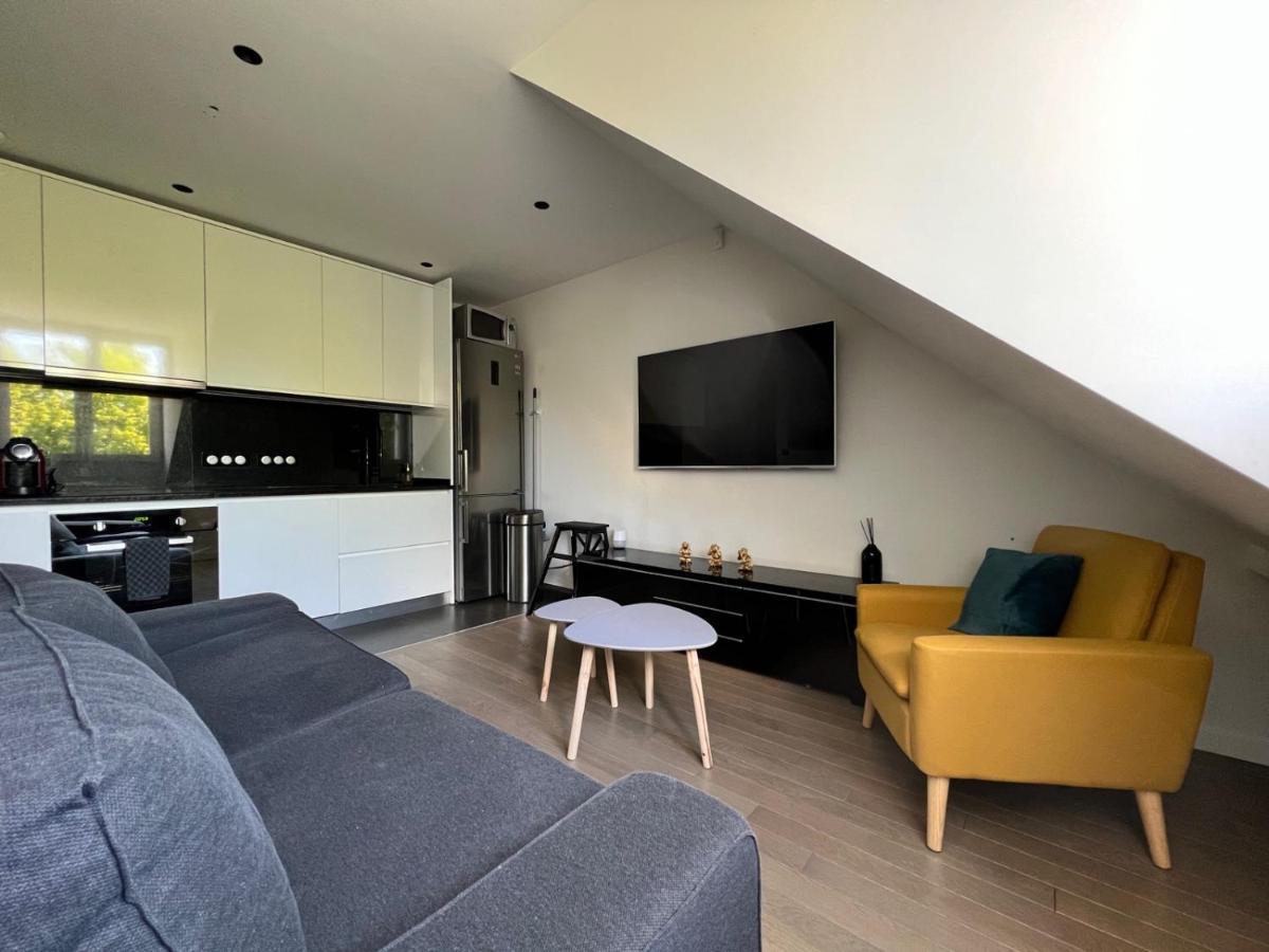 Appartement A 10 Min D'Orly อติส-มงส์ ภายนอก รูปภาพ
